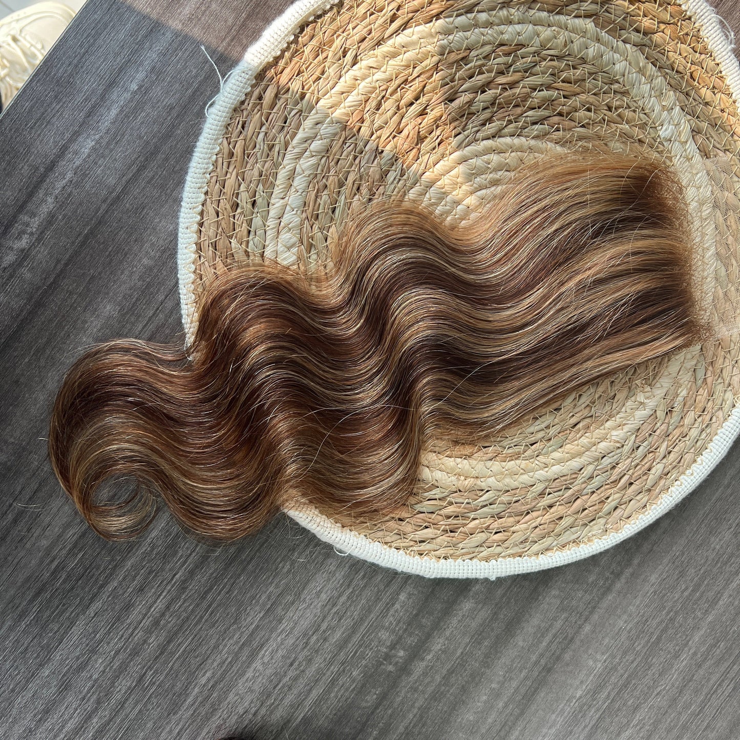 P4/27 Highlight Body Wave 4 Bundles With 4x4 Lace Closure Human Hair
